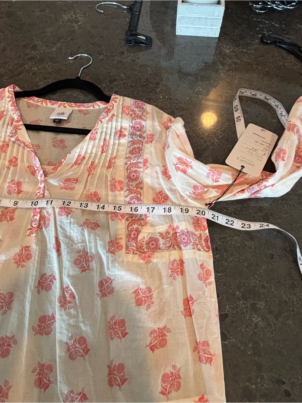 Cabi Artsy Top Small 6895 - Picture 8 of 9